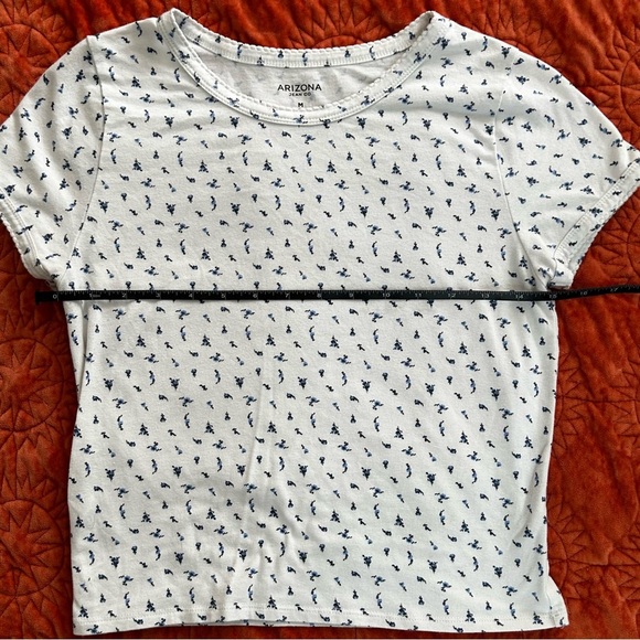 Arizona Jean Company Black and White Fitted Short Sleeve Tee - Picture 4 of 5